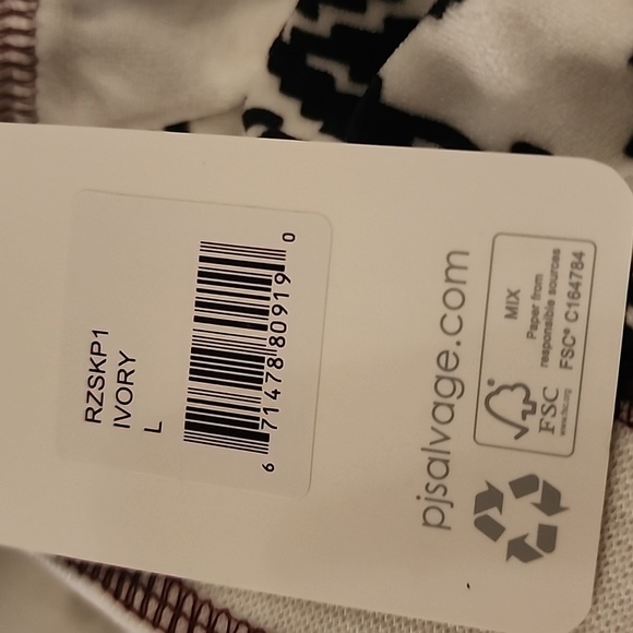 New PJ Salvage pajama joggers - Picture 10 of 11